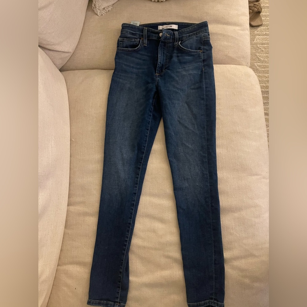 Joe’s Jeans High Rise Skinny Ankle Size 26
